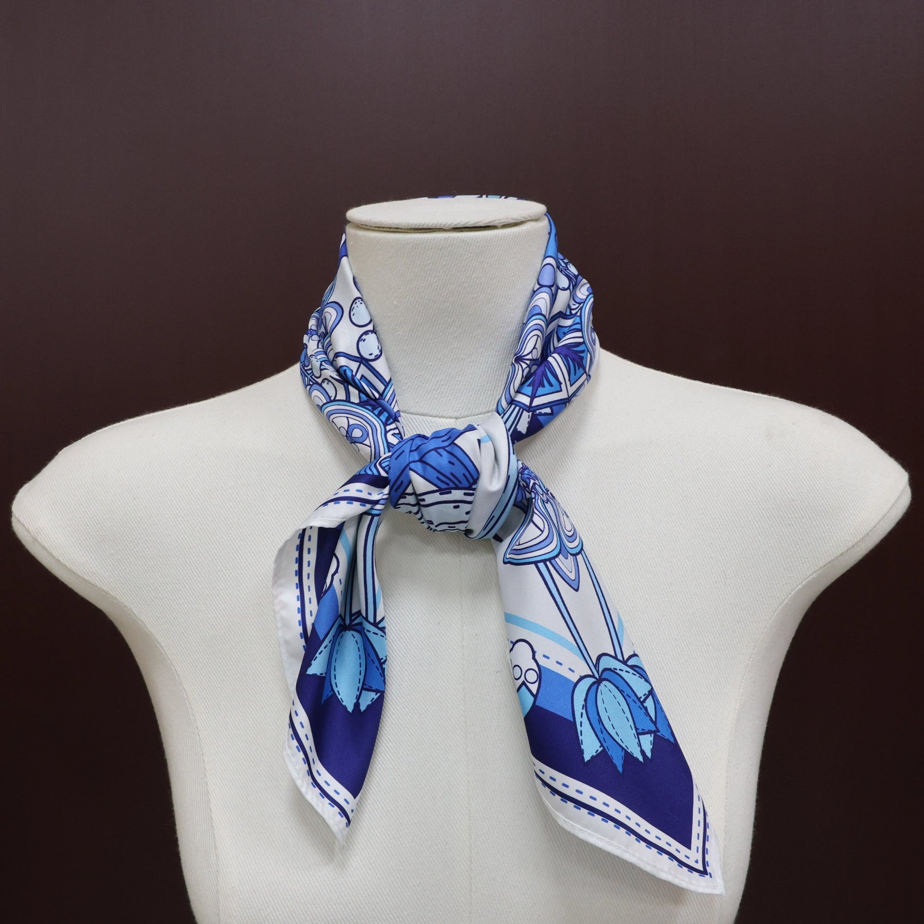 Custom Printed Silk Scarf for Fashion & Brand Gifts